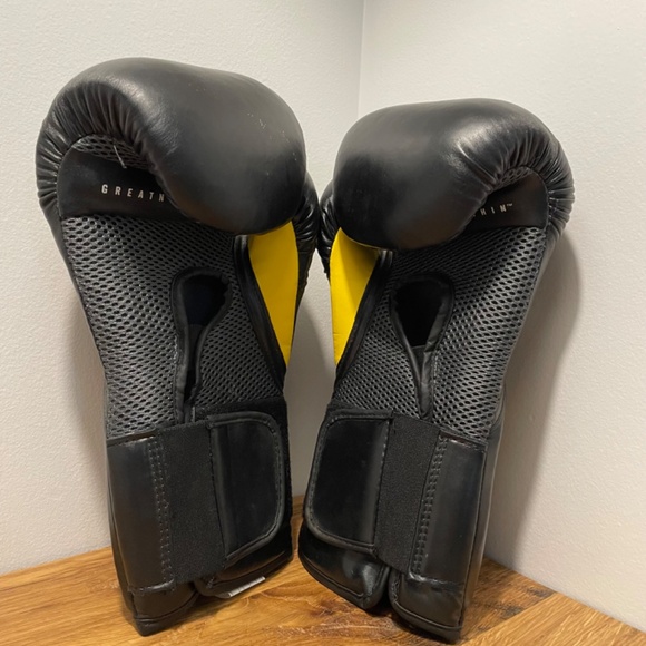 Everlast Elite with Evershield Boxing Gloves Black Size Large 14oz - Picture 2 of 12